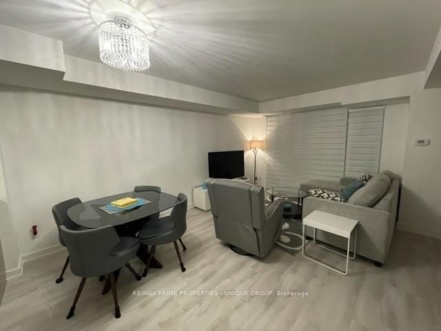Additional image 6 of Th 109-106 Varna Drive, Toronto, ON, M6H 0C8