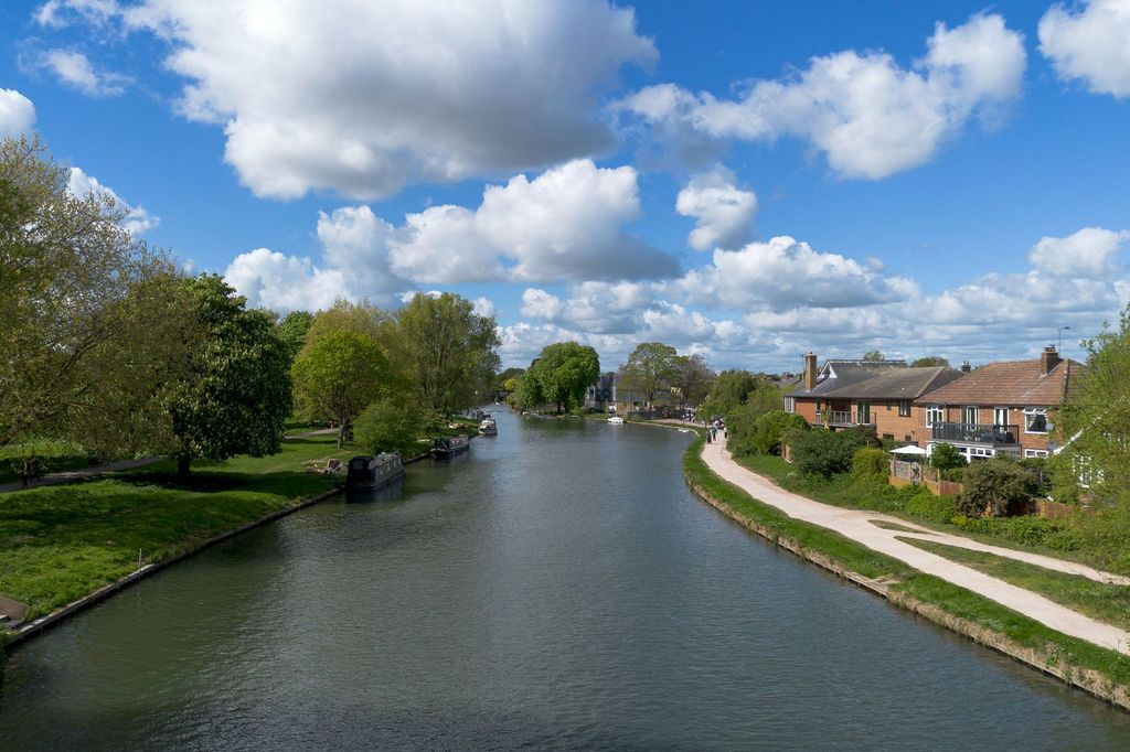 Additional image 37 of 4 bed detached house for saleFen Road, Cambridge CB4