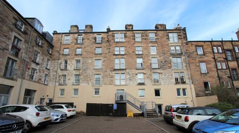 Hermand Crescent, Slateford, Edinburgh EH11