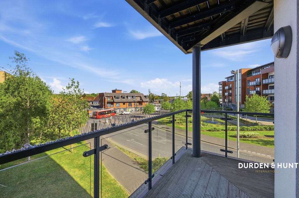 Additional image 7 of 3 bed flat for saleSt. Clements Avenue, Romford RM3