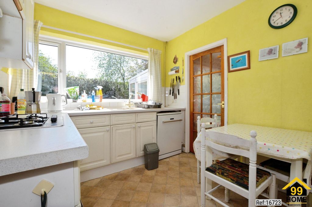 Additional image 6 of 5 bed detached house for saleTower Close, Berkhamsted, Hertfordshire HP4