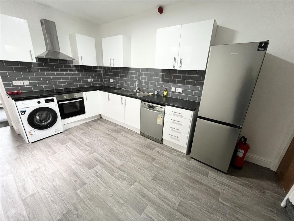 Additional image 2 of 6 bed terraced house for saleClaude Road, Roath, Cardiff CF24