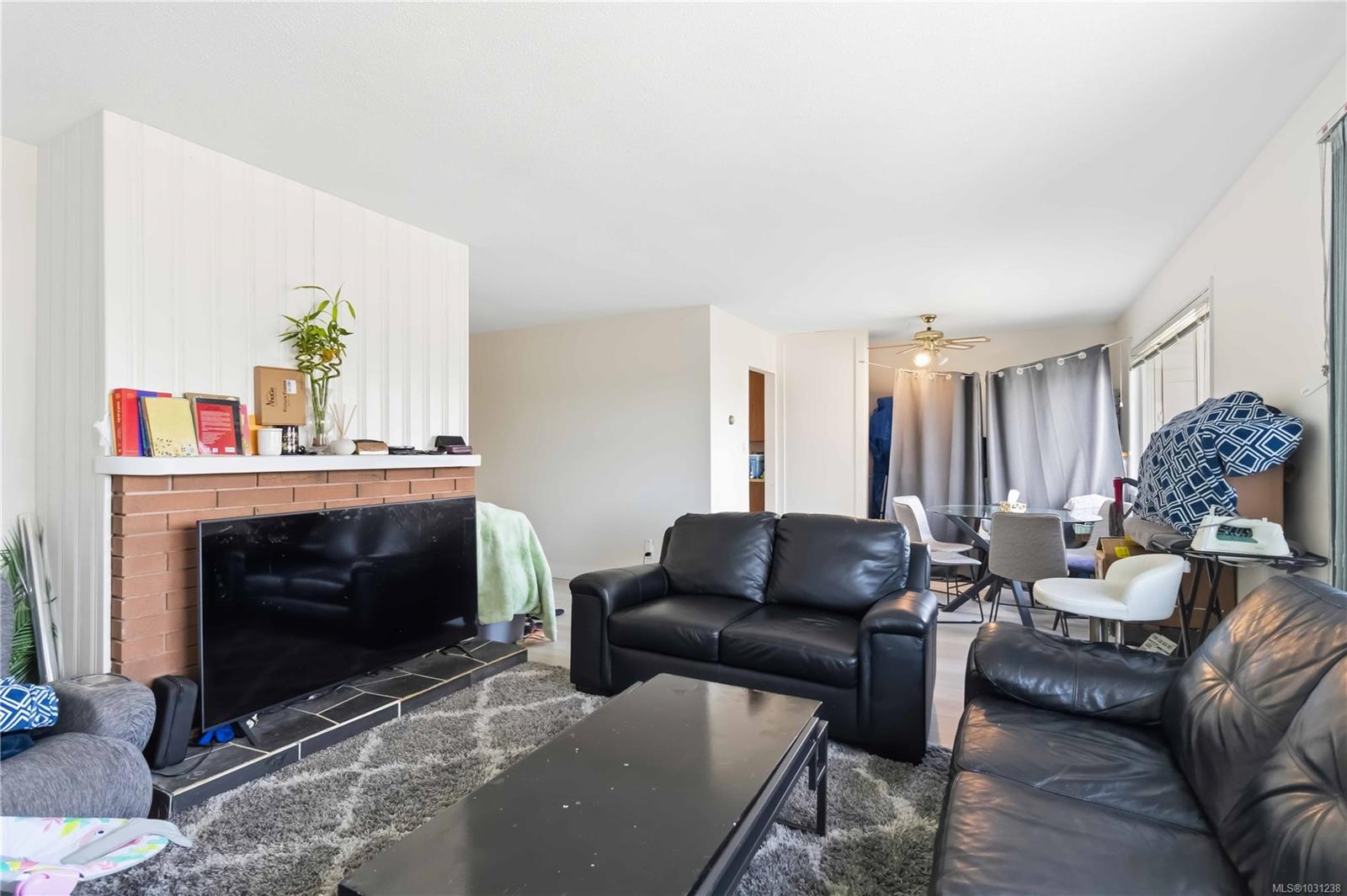 Additional image 6 of 2940 Cedar Hill Road, Victoria, BC, V8T 3H9