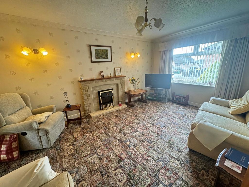 Additional image 3 of 3 bed detached house for saleBeaulieu Way, Swanwick DE55