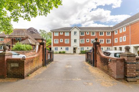 Shelley Court, Reading RG1
