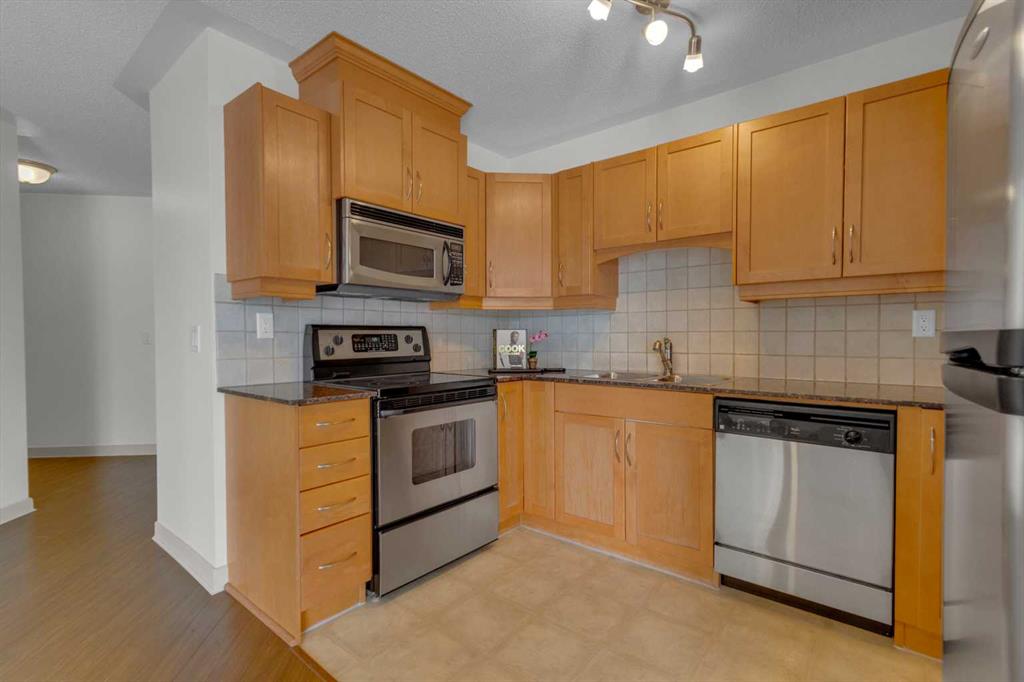 Additional image 4 of 321-2233 34 Avenue SW, Calgary, AB, T2T 6N2
