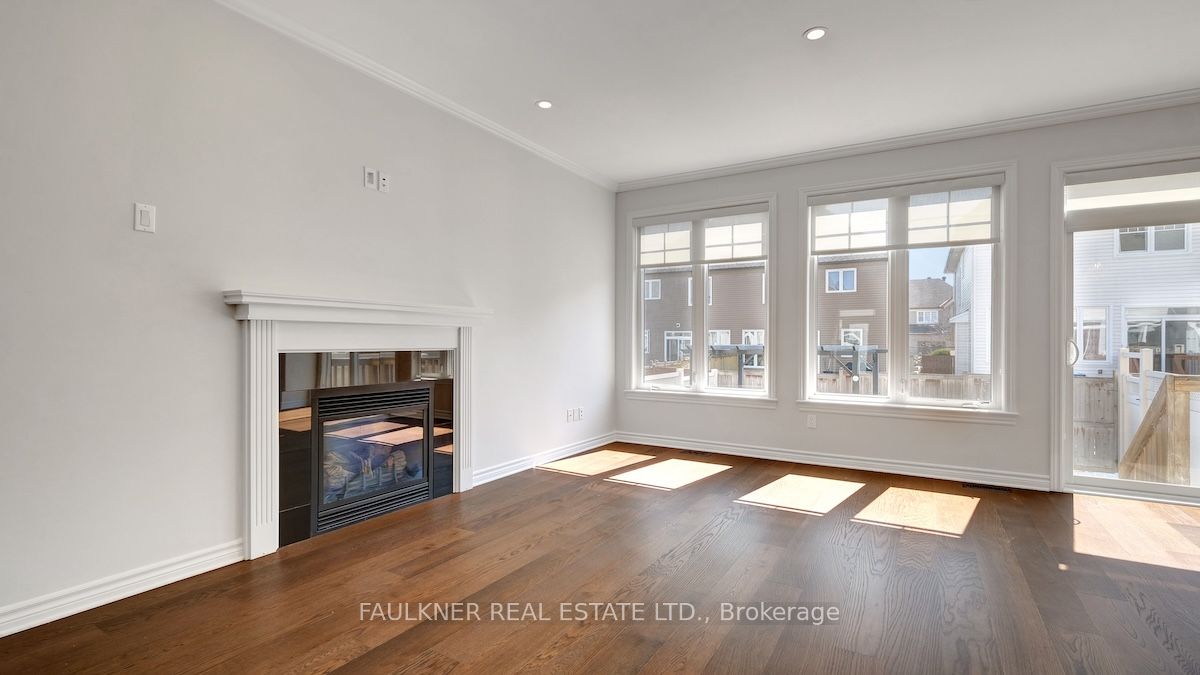 Additional image 6 of 136 Manorwood Crescent, Ottawa, ON, K1T 0L4