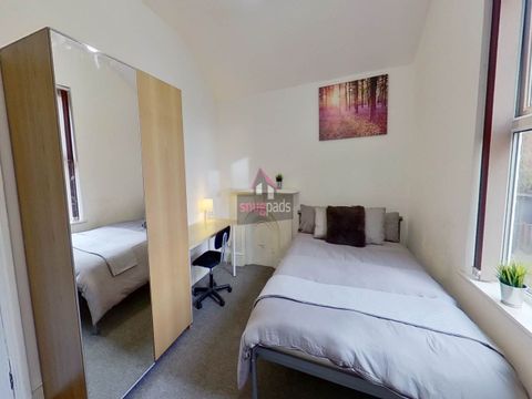 Devonshire Road, Salford M6, Room to rent