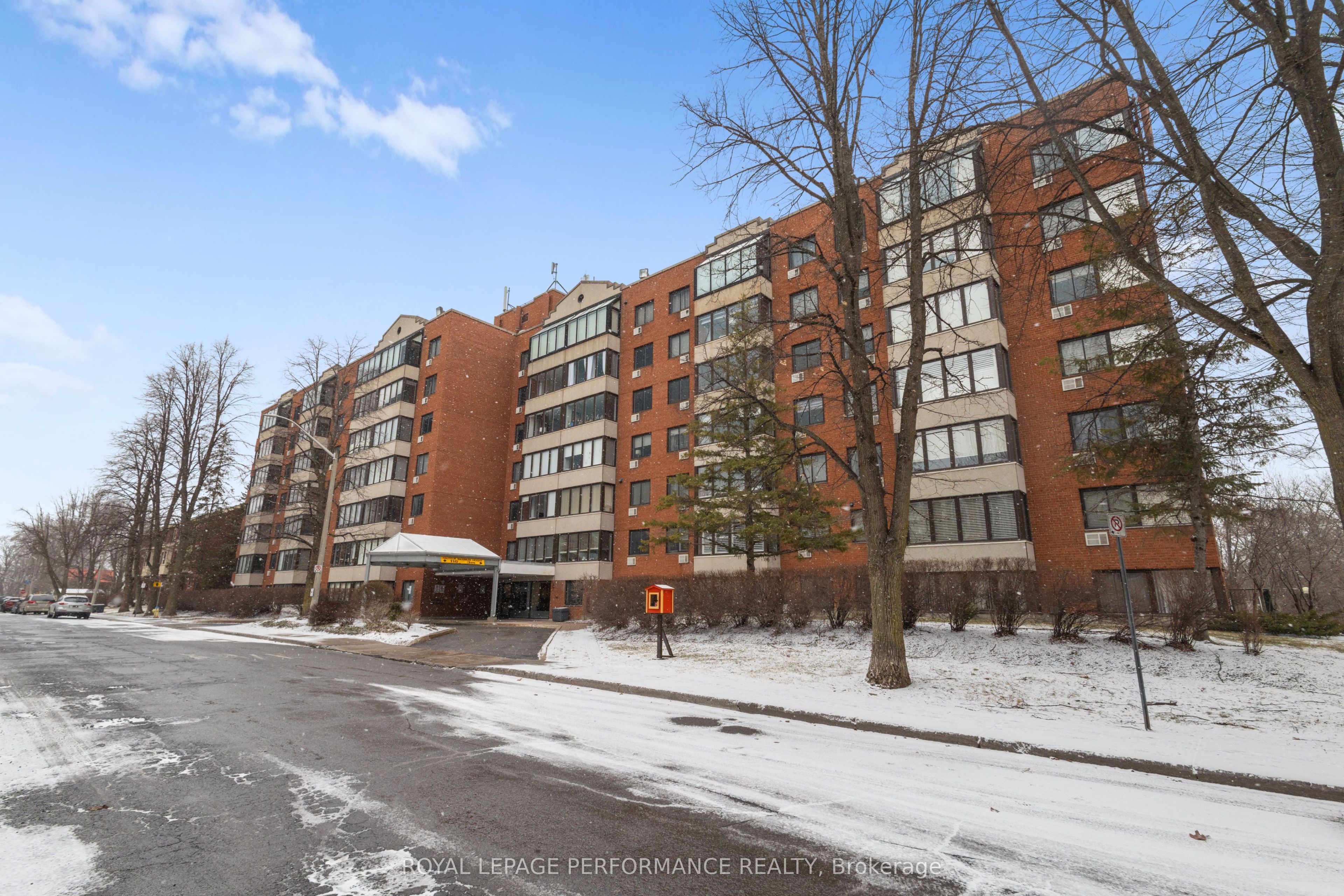 609-225 Alvin Road, Ottawa, ON, K1K 4H6