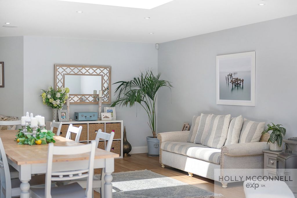 Additional image 8 of 6 bed detached house for saleBird In Hand Lane, Bromley BR1