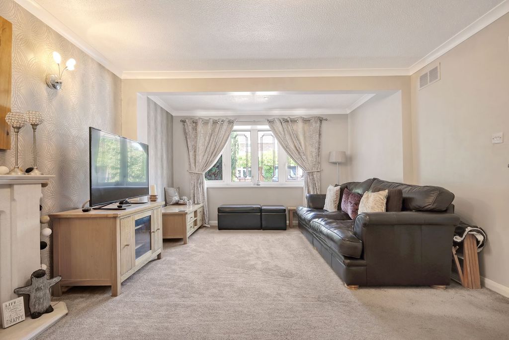 Additional image 2 of 4 bed detached house for saleBrathertons Court, Billericay CM12