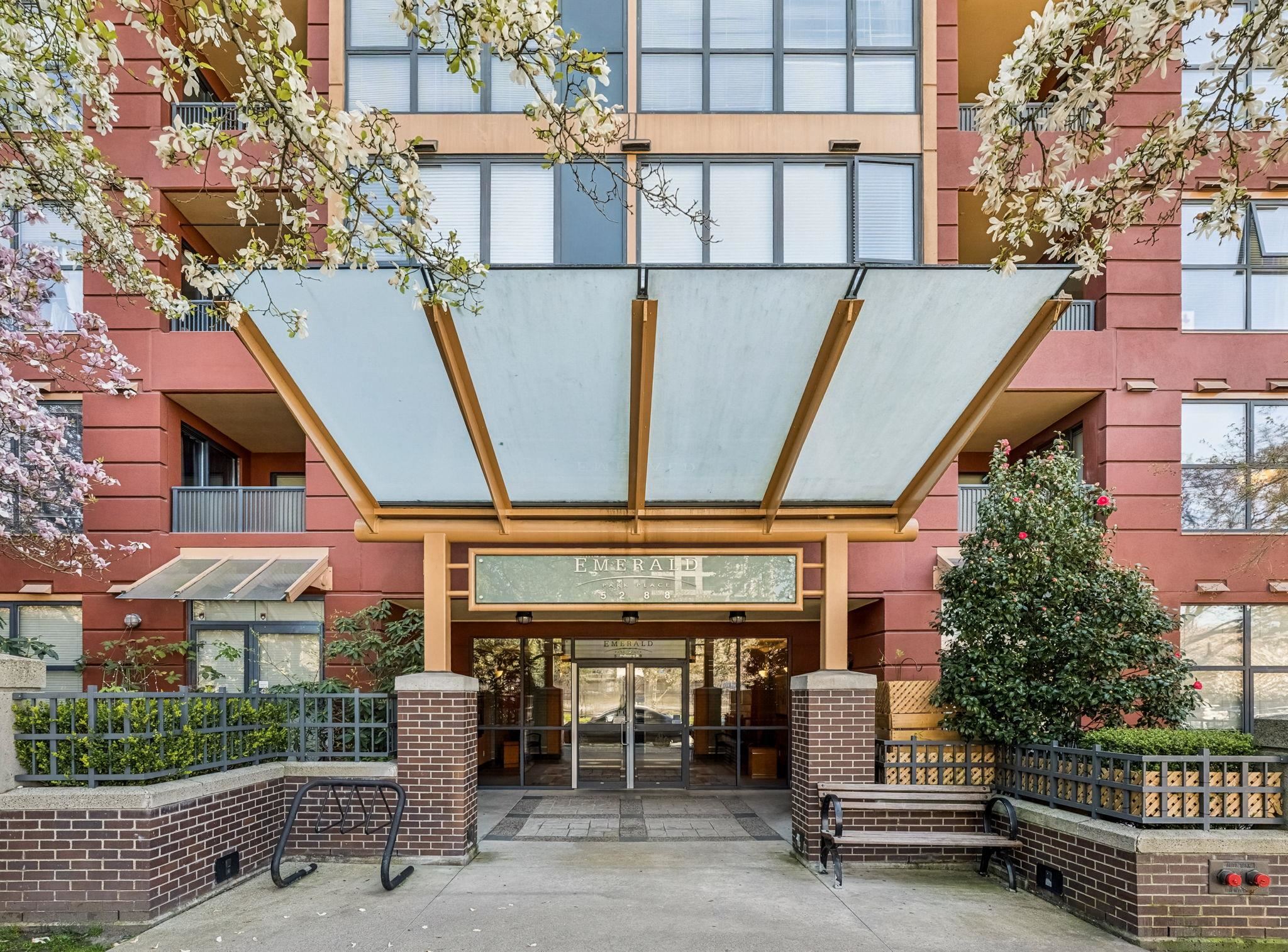 610-5288 Melbourne Street, Vancouver, BC, V5R 6E6