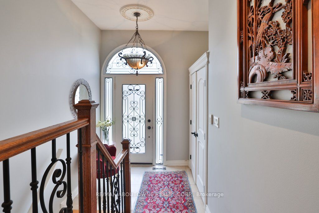 Additional image 4 of 45 Tradewind Drive, Oakville, ON, L6L 6K9
