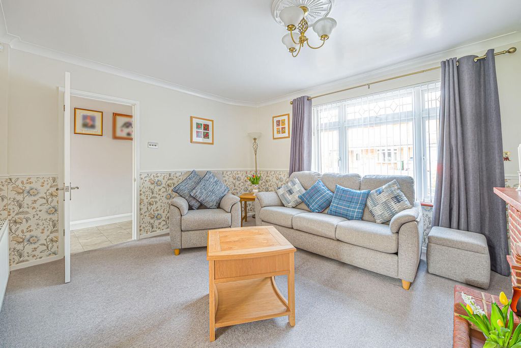 Additional image 8 of 4 bed semi-detached house for saleCold Blow Crescent, Bexley DA5