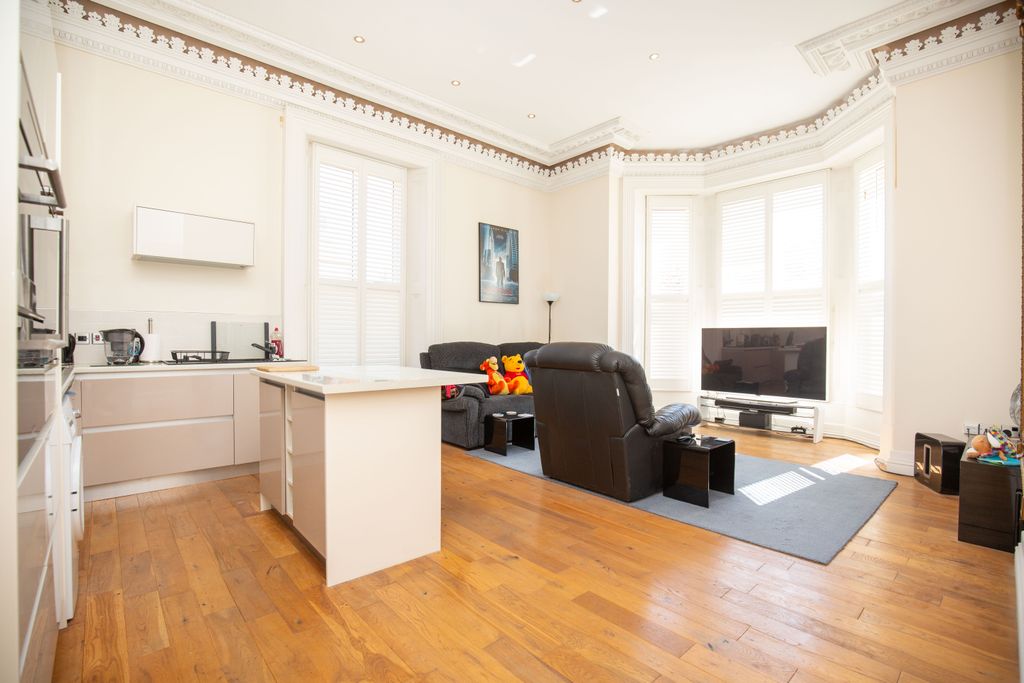 Additional image 2 of 2 bed flat for saleOrchard House, Charlotte Way, Atherstone CV9