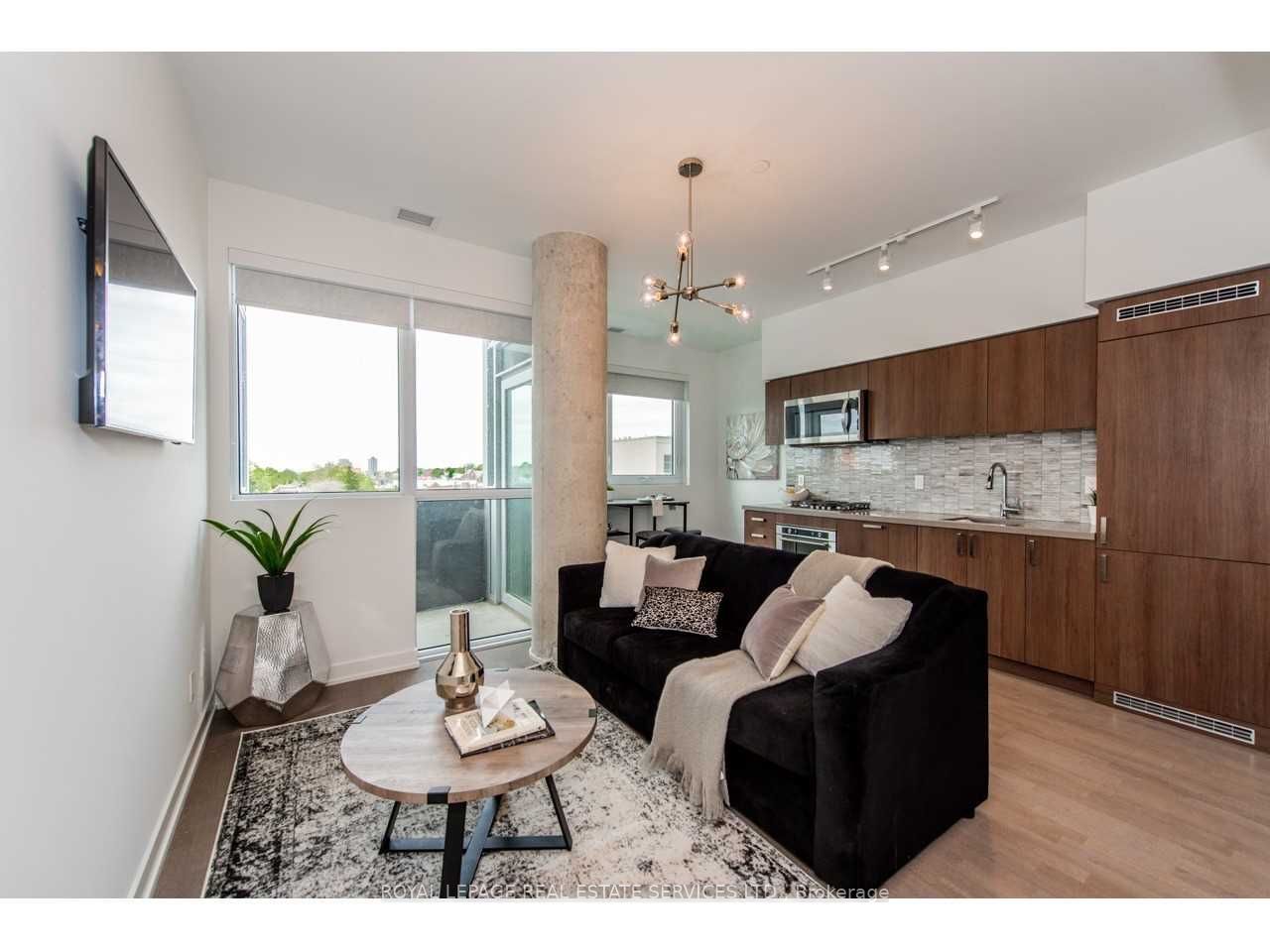Additional image 2 of 418-501 St Clair Avenue W, Toronto, ON, M5P 0A2