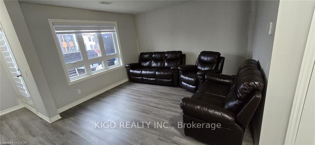 Additional image 5 of 10-235 Chapel Hill Drive, Kitchener, ON, N2R 0S4