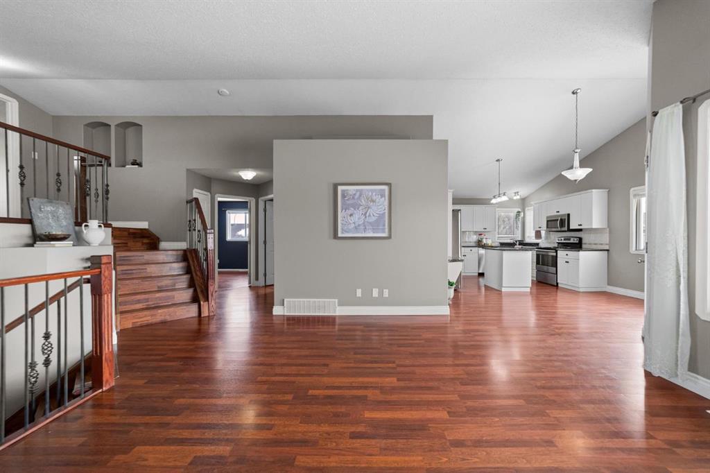 Additional image 4 of 24 Elliott Drive, Camrose, AB, T4V 4V6