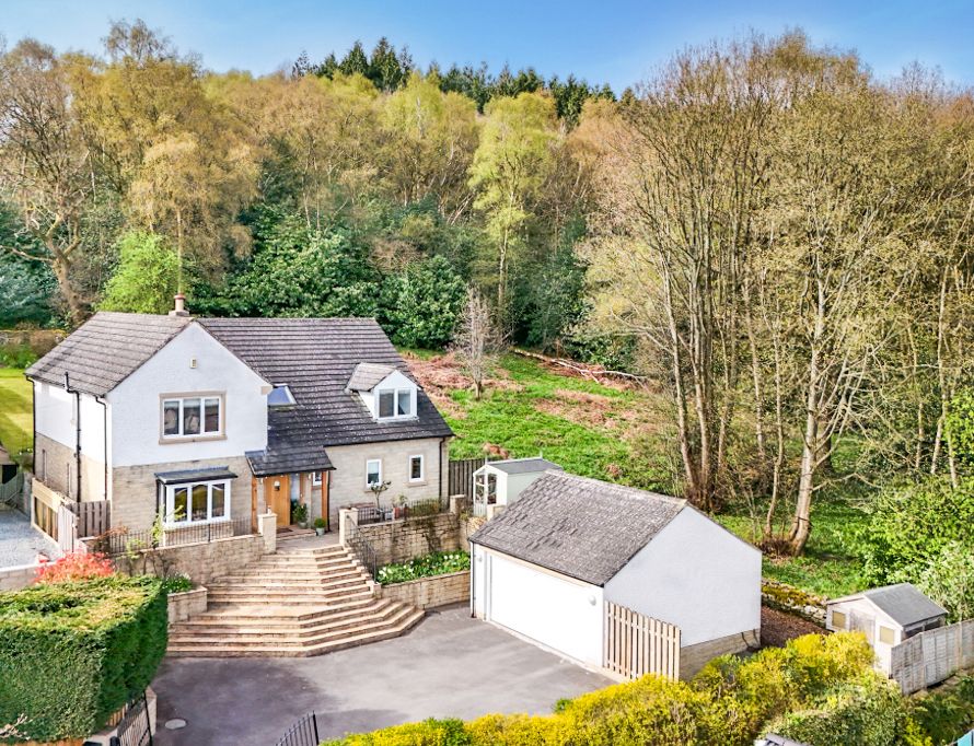 4 bed detached house for saleCottingley Drive, Bingley, West Yorkshire BD16