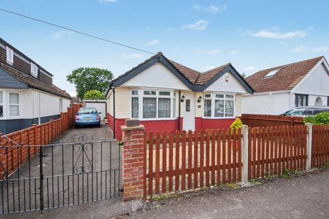 The Grove, Sholing SO19