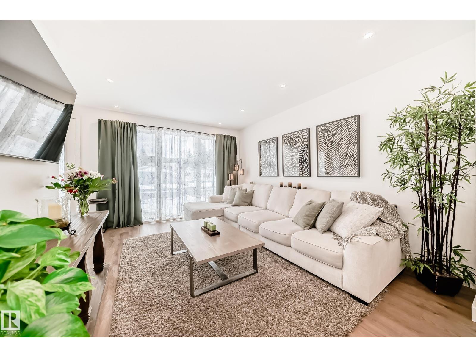 Additional image 3 of 10936 117 Street NW, Edmonton, AB, T5H3N6