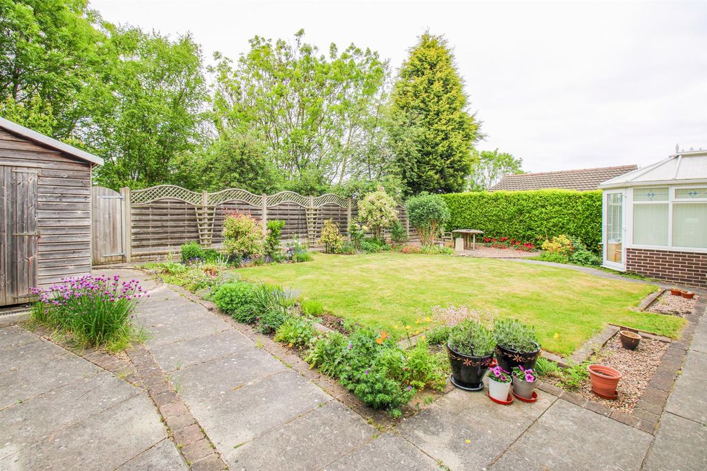 Additional image 2 of 3 bed detached bungalow for saleSolway Road, Soothill, Batley WF17