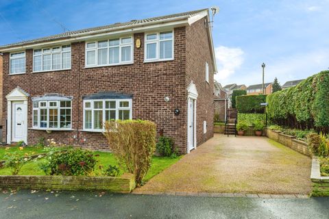 Penyghent Close, Chapeltown, Sheffield, South Yorkshire S35