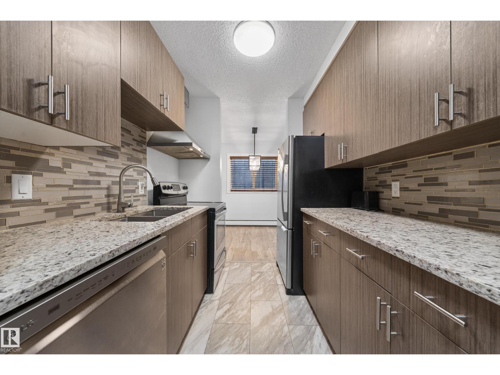 202-10615 156 Street NW, Edmonton, AB, T5P2S2