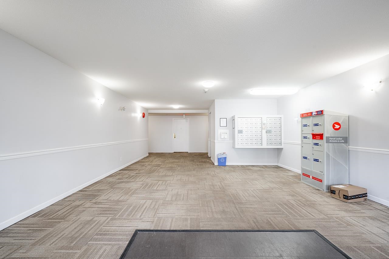 Additional image 3 of 303-12110 80 Avenue, Surrey, BC, V3W 0V2