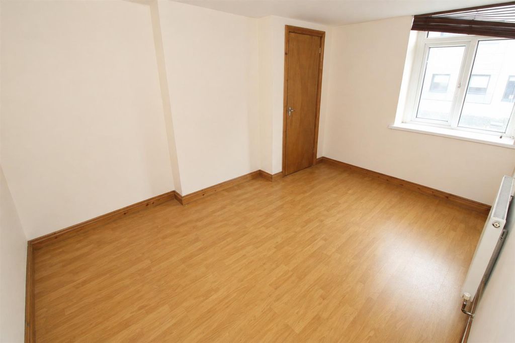 Additional image 6 of 7 bed block of flats for saleWoodville Road, Cardiff CF24