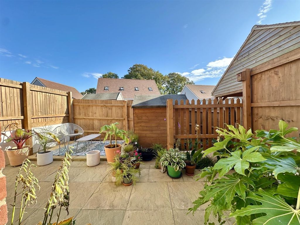Additional image 8 of 1 bed flat for salePreston Hall Close, Bexhill TN39