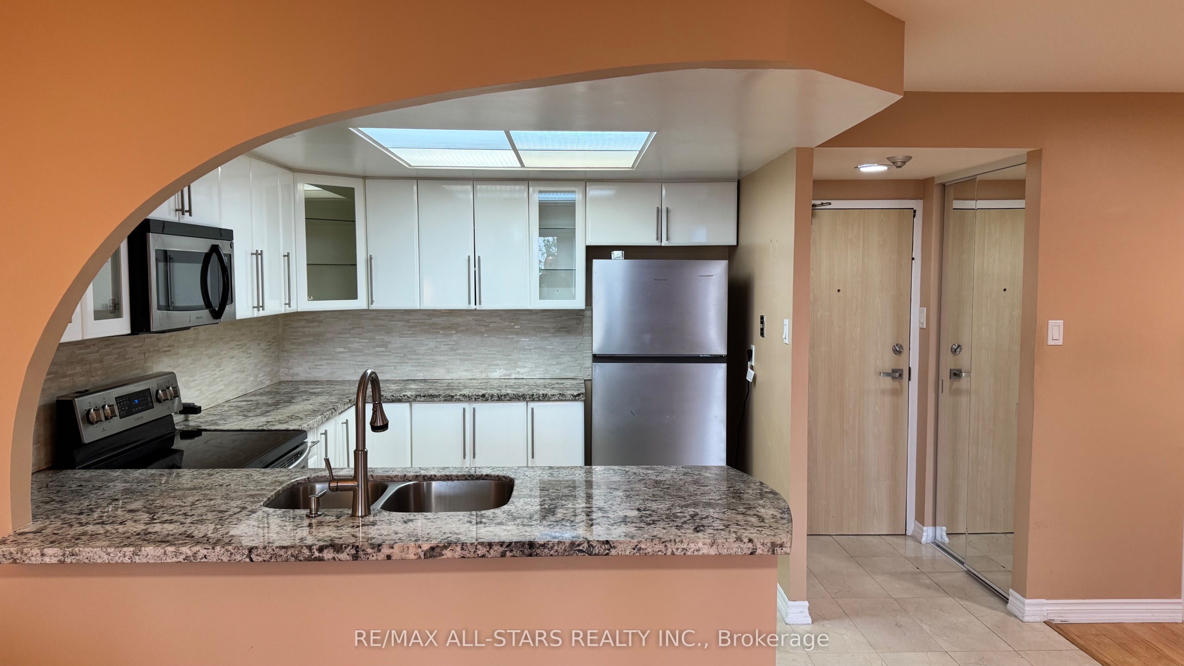 Additional image 5 of 402-7601 Bathurst Street, Vaughan, ON, L4J 4H5
