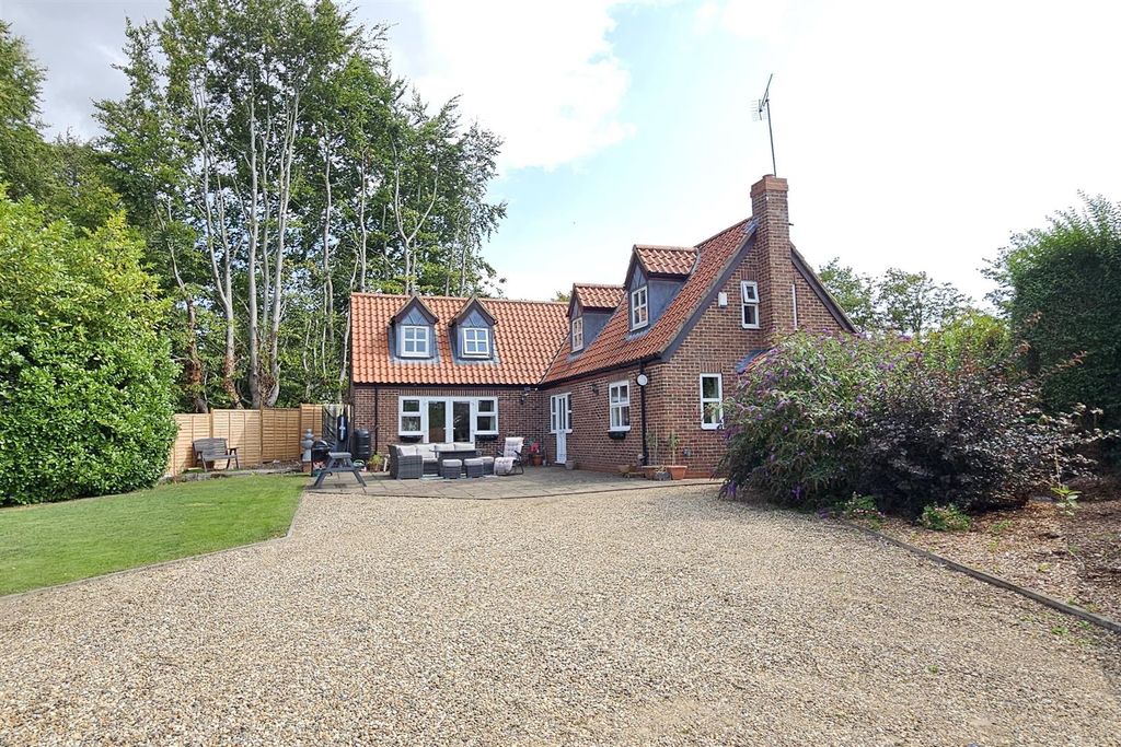 3 bed detached house for saleWelton Road, Brough HU15