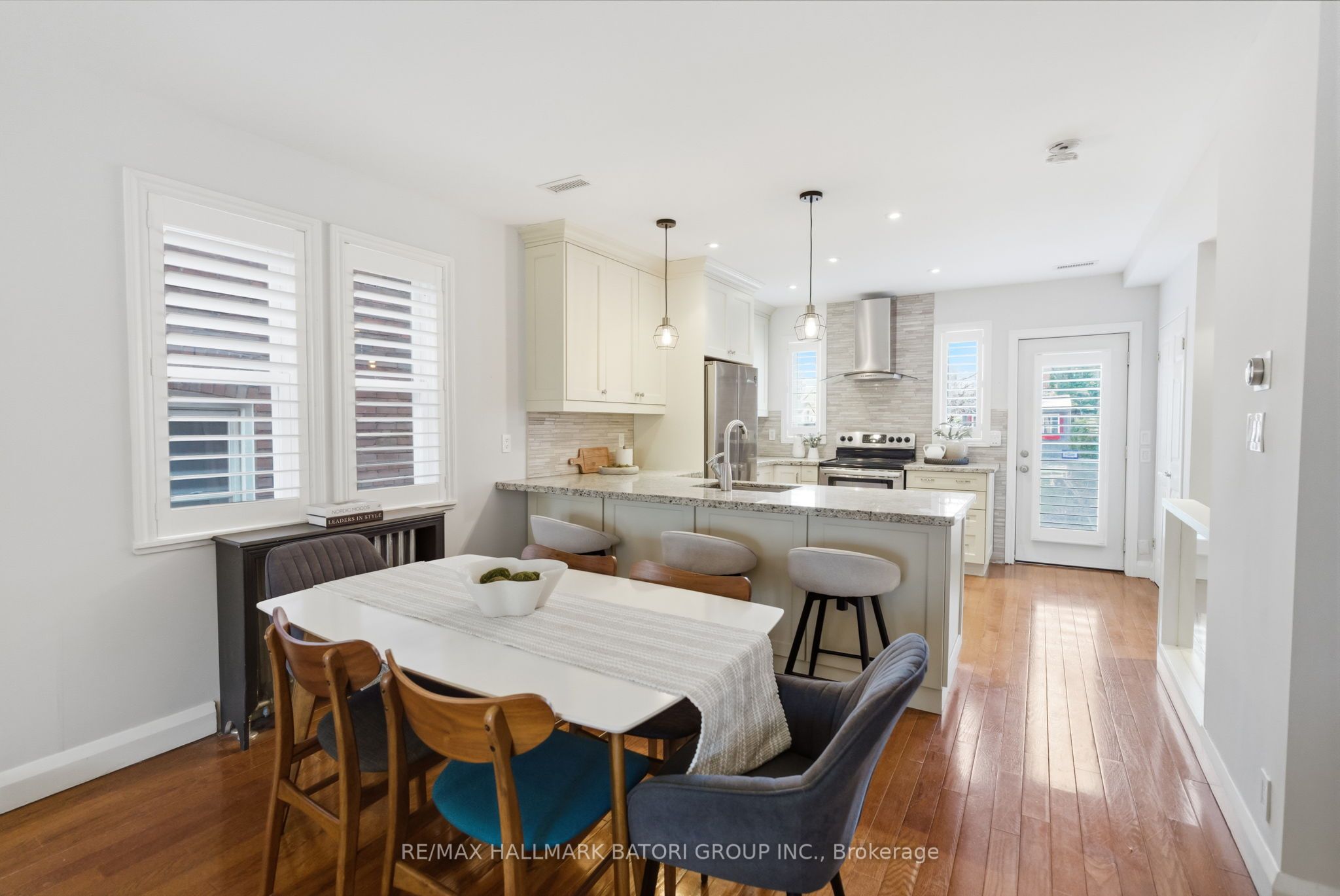 Additional image 6 of 261 Castlefield Avenue, Toronto, ON, M4R 1G6