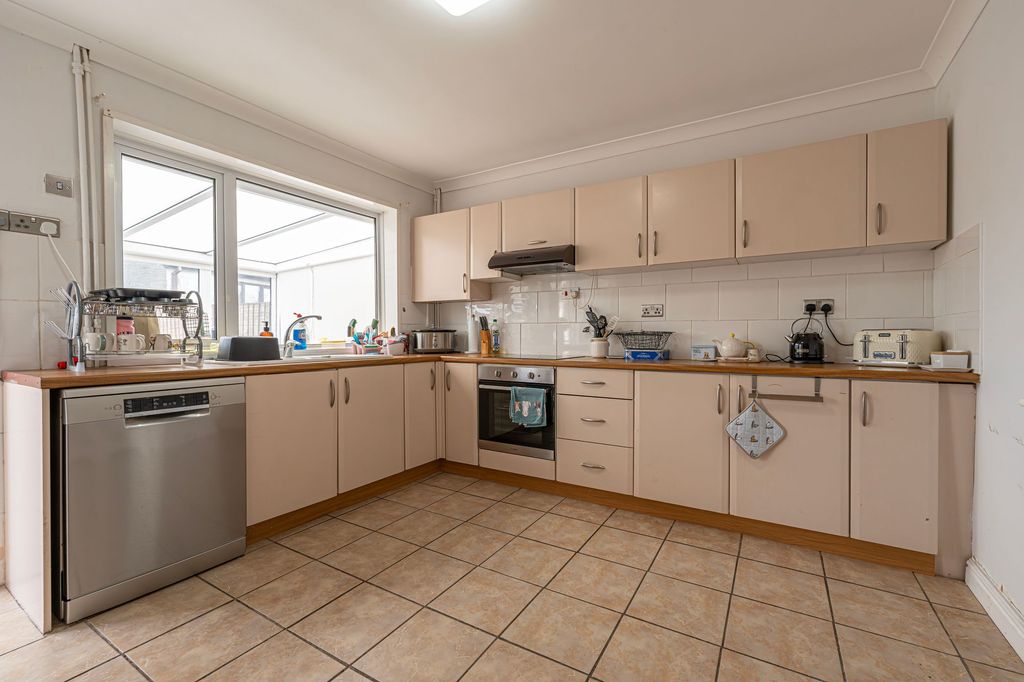 Additional image 2 of 3 bed semi-detached bungalow for saleLlangynidr Road, Beaufort NP23