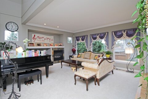 Additional image 8 of 3303 148a Street, Surrey, BC, V4P 3R2