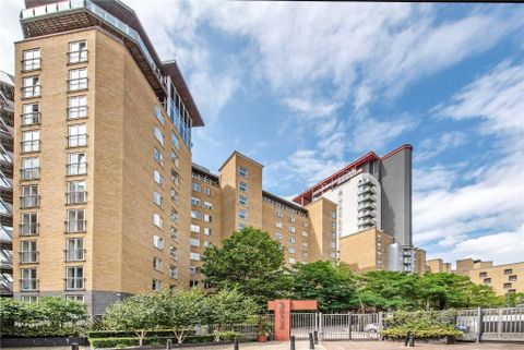 Seacon Tower, 5 Hutchings Street, Westferry, Canary Wharf, London E14