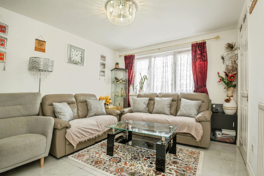 Additional image 6 of 3 bed semi-detached house for saleThomas Street, Cardiff CF11