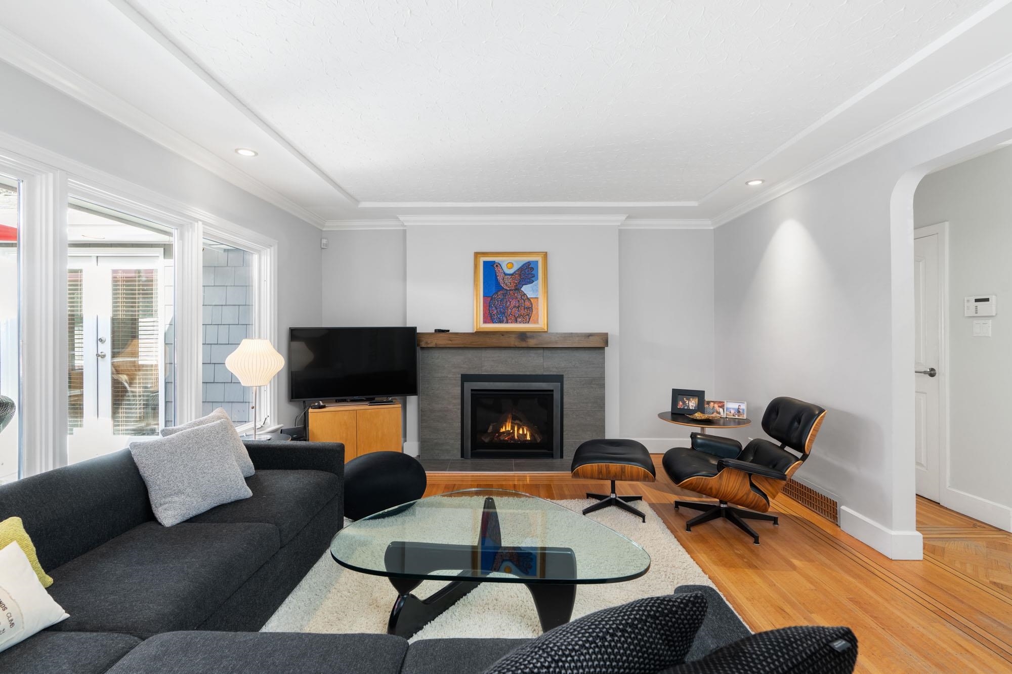 Additional image 3 of 956 Belvista Crescent, North Vancouver, BC, V7R 2B4
