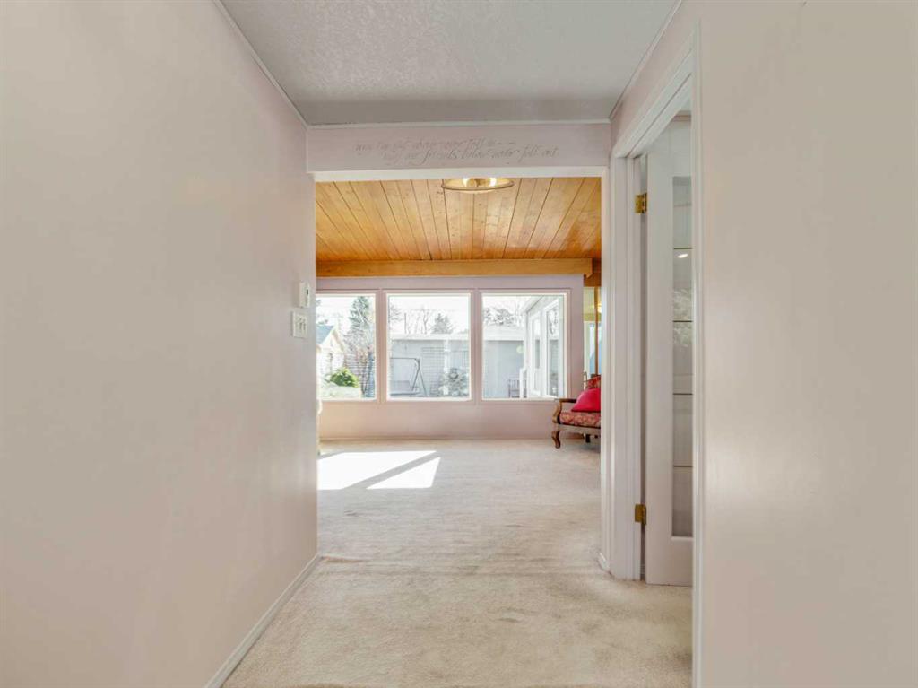 Additional image 2 of 613 30 Street S, Lethbridge, AB, T1J 3V2