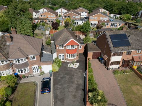 Hillcrest Avenue, Great Barr B43