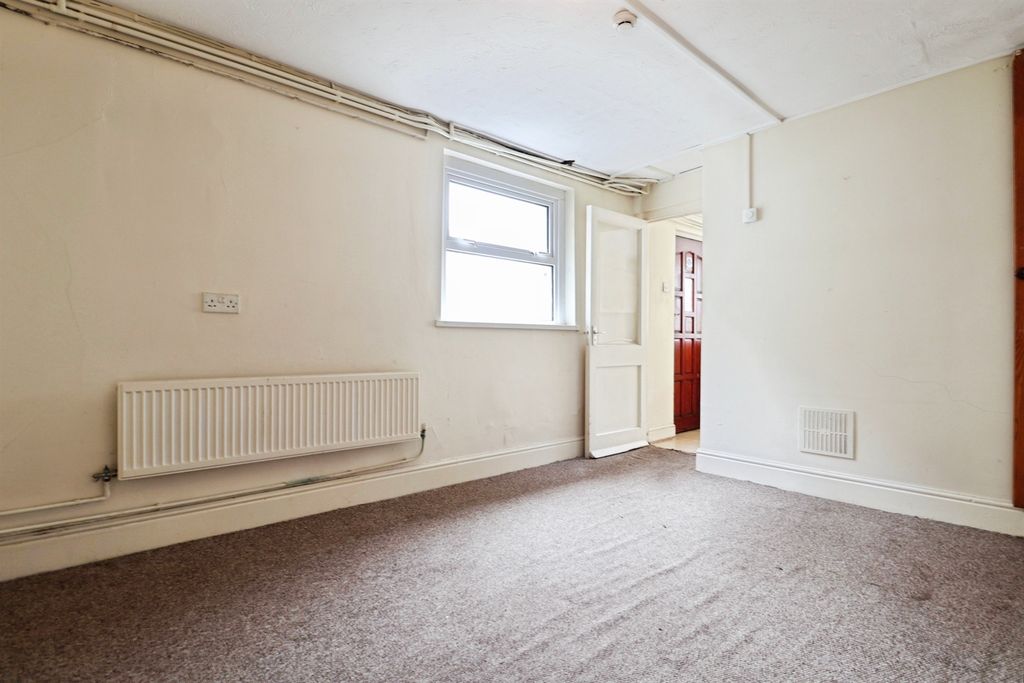 Additional image 3 of 5 bed terraced house for saleAlfred Street, Cardiff CF24