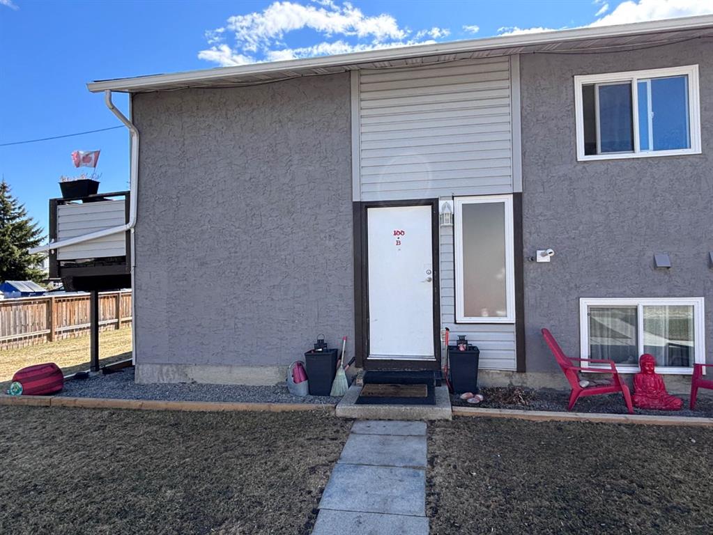 Additional image 2 of B-100 Oak Avenue, Okotoks, AB, T1S 1H9