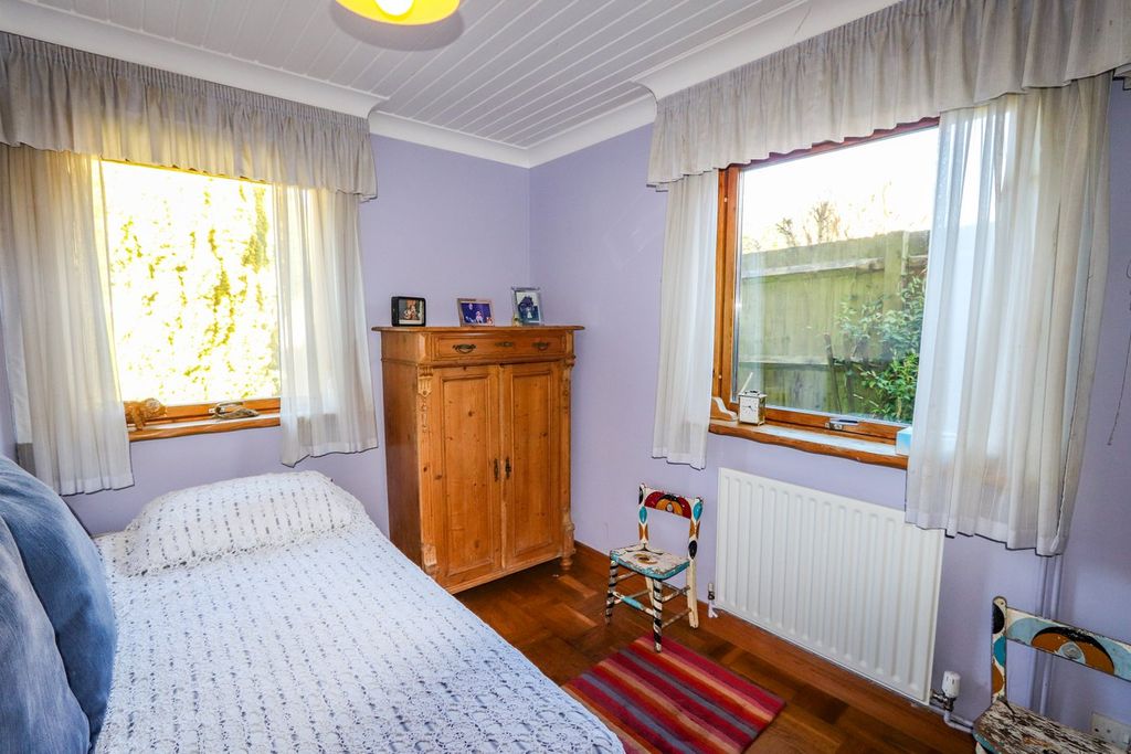 Additional image 10 of 3 bed detached bungalow for sale69 Hastings Road, Battle TN33