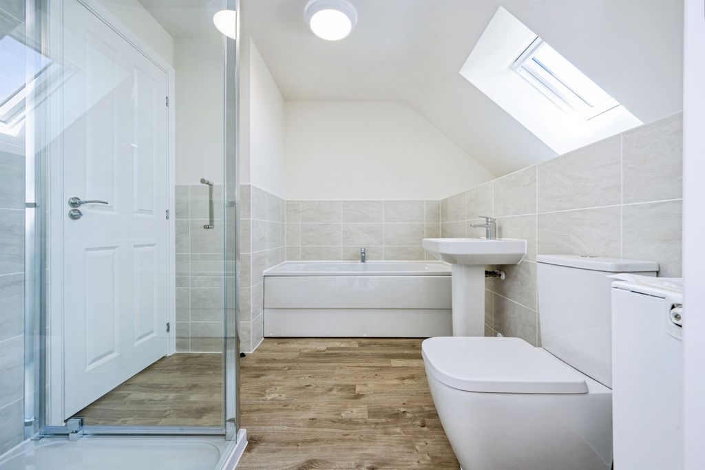 Additional image 15 of 5 bed detached house for saleBluebell Road, Wixams, Bedford MK42