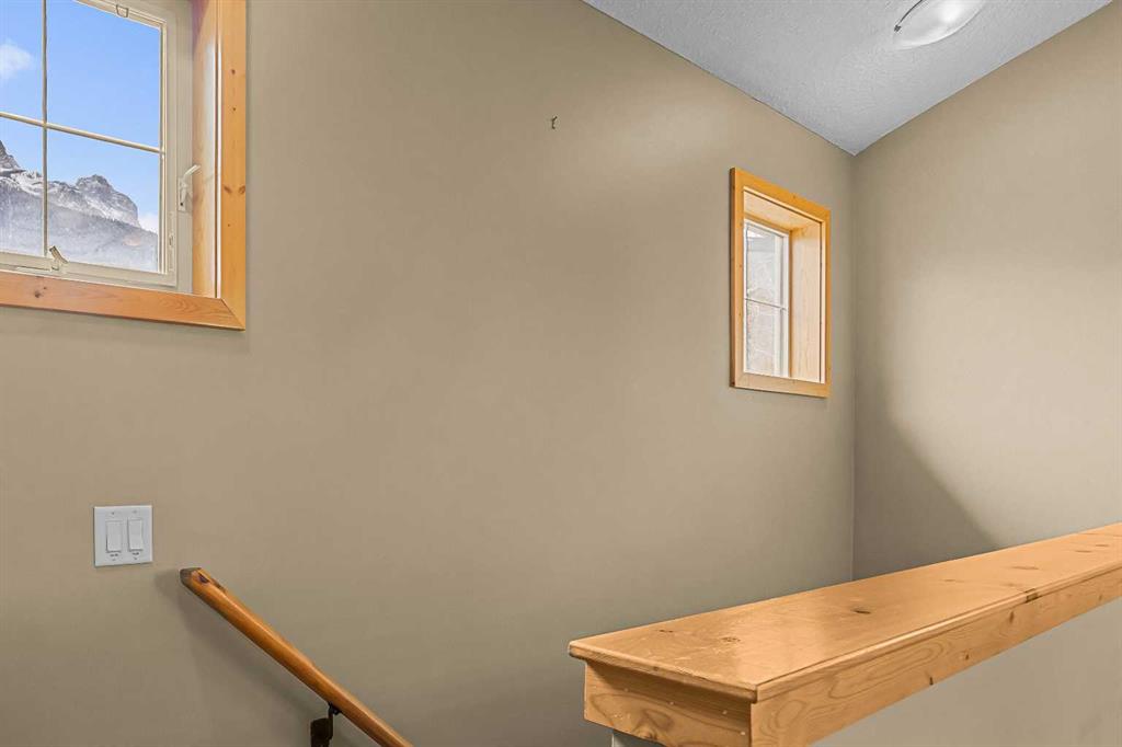 Additional image 5 of 202-70 Dyrgas Gate, Canmore, AB, T1W 3J6