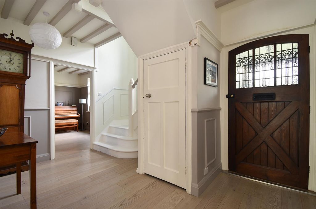 Additional image 10 of 6 bed detached house for saleSutherland Avenue, Bexhill-On-Sea TN39