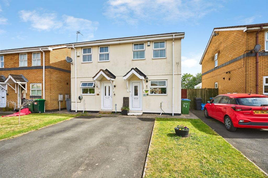 2 bed semi-detached house for saleWaterways Drive, Oldbury B69