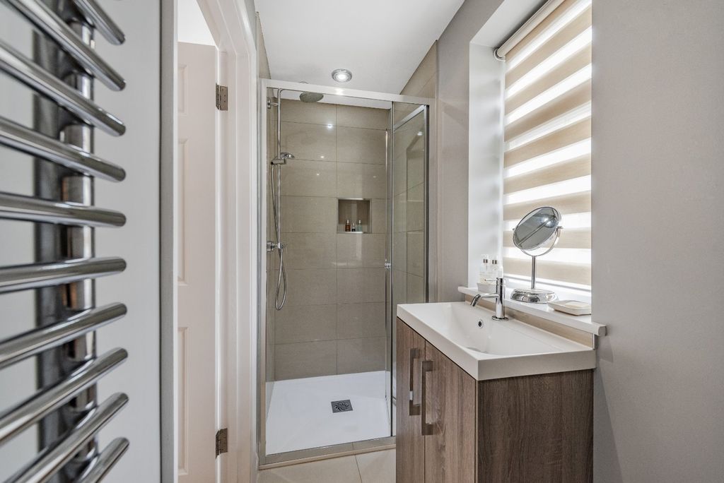 Additional image 18 of 5 bed detached house for saleWoodside Lane, Winkfield, Windsor, Berkshire SL4