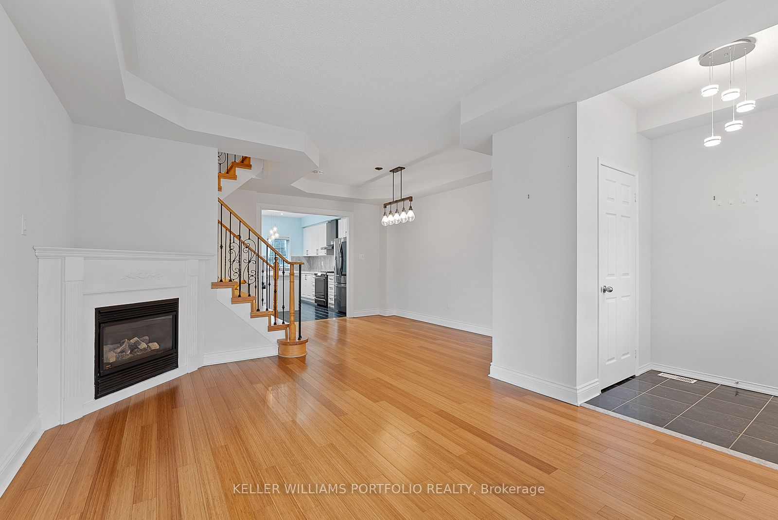 Additional image 5 of 118 Gatwick Drive, Oakville, ON, L6H 6V3